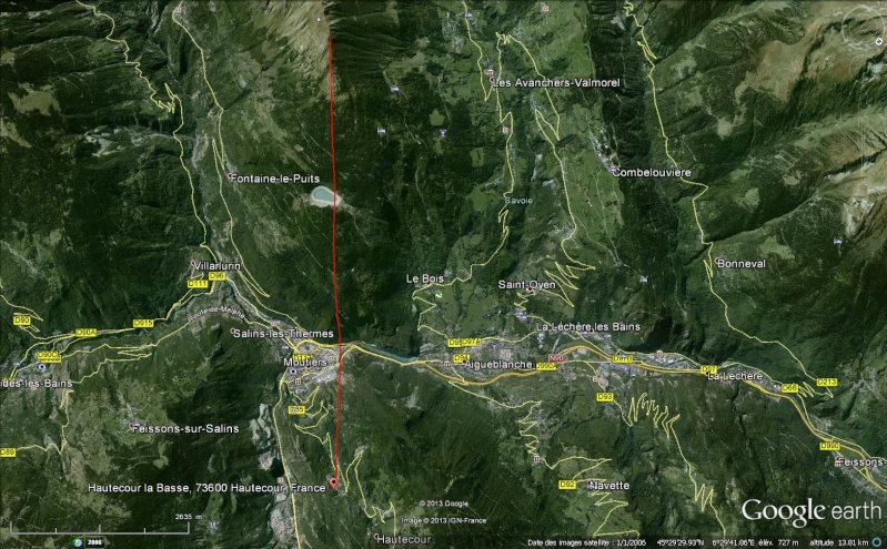 2013: le 05/08 à 05h00 - objet lumineux en forme de Y retournéOvni en Forme de triangle - Hautecour - Savoie (dép.73) Hautec10