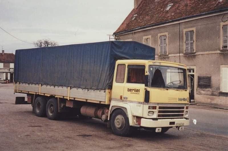 Berliet - Page 14 Berli236