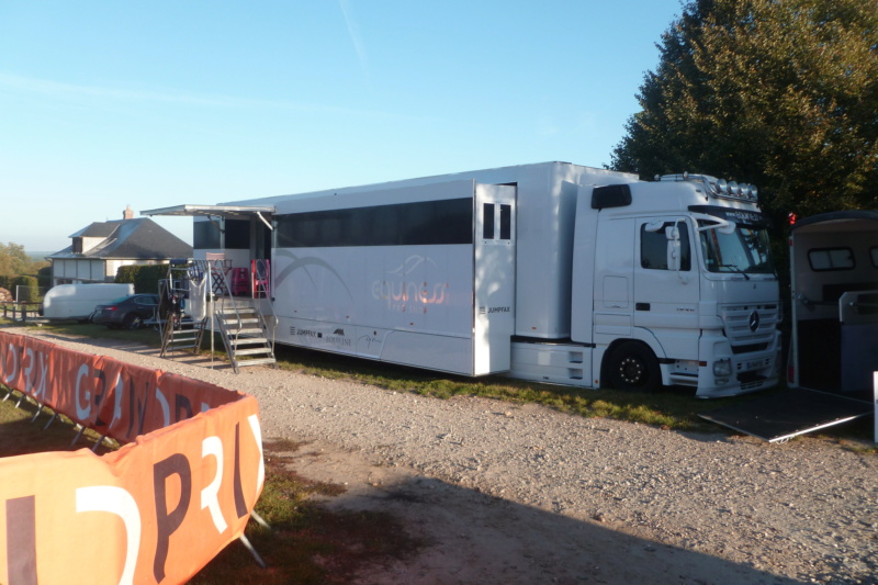 VEHICULES TRANSPORT DE CHEVAUX         VAN  - Page 3 Merced14