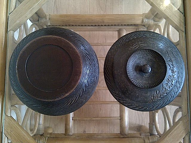  treen dish server with lid, where is this bowl with lid from? Img-2145