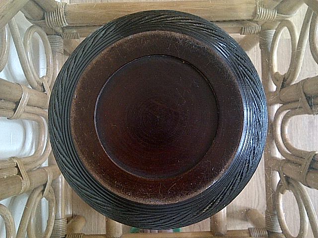 treen dish server with lid, where is this bowl with lid from? Img-2146