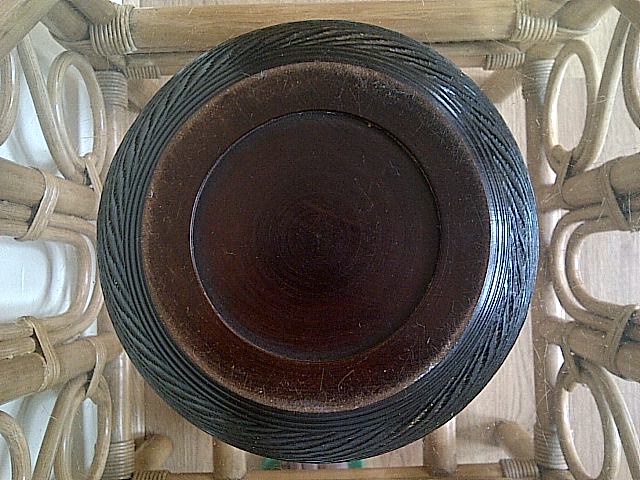  treen dish server with lid, where is this bowl with lid from? Img-2146