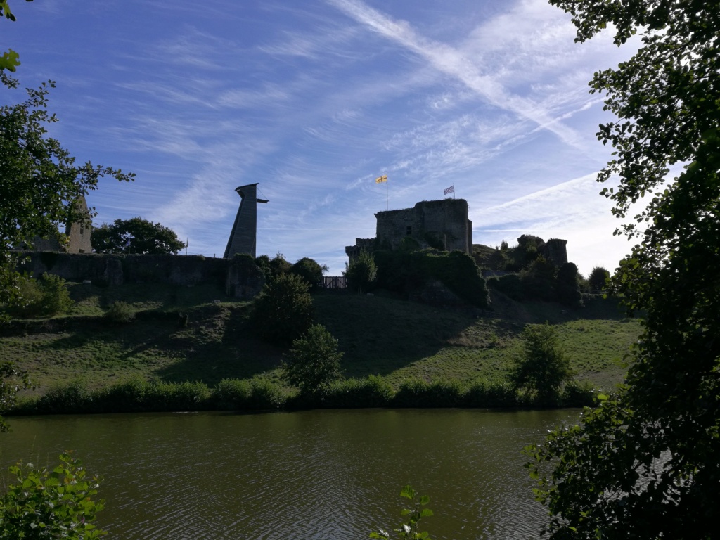 Tiffauges, le château de Gilles de Rais. Img_2017