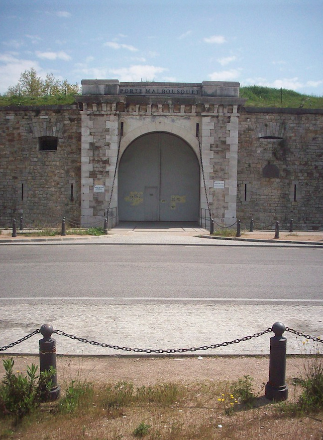 Toulon  Porte Malbousquet (entrée arsenal) Captur33