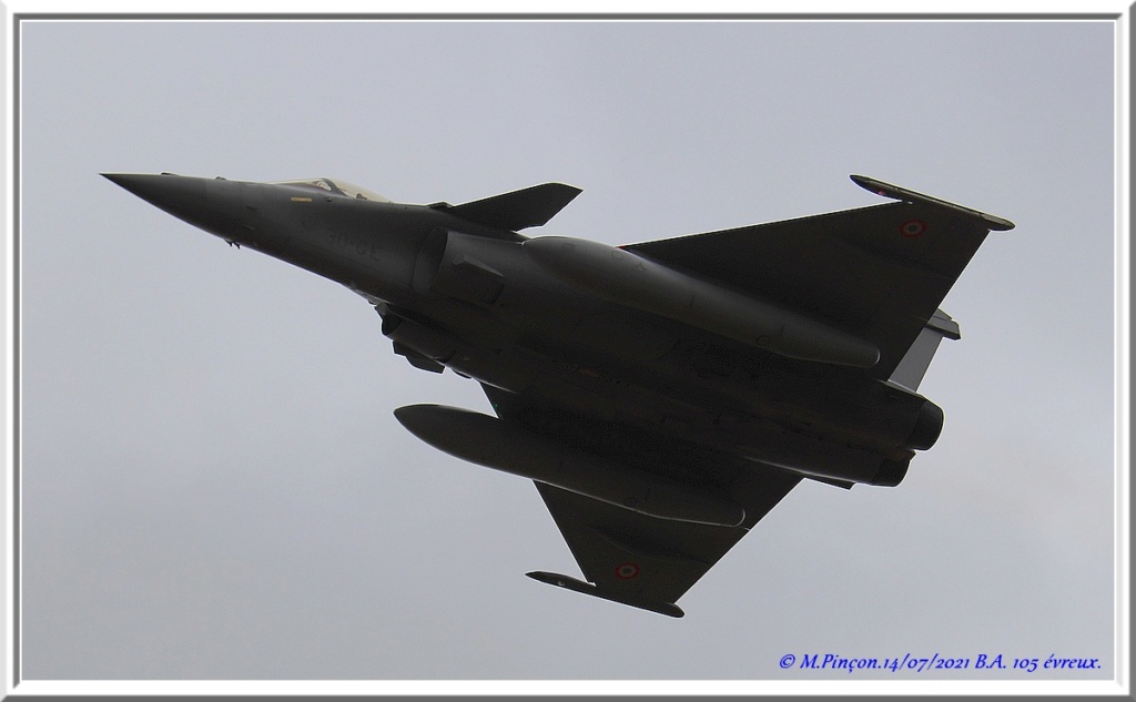 Les Aéronefs qui passent par la Base Aérienne "105" d'Evreux (27) Dsc12171