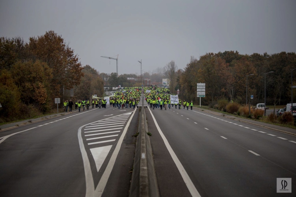 ENFOIRES DE JOURNALISTES 46444510