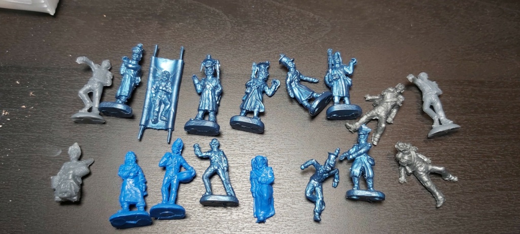 Vente 1/72° 1°Empire France : figurines en vrac et grappe Emp1vr93