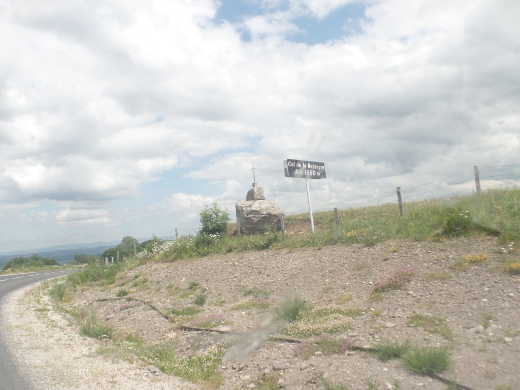 A quelques pas du Col d'Aulac... - Page 3 Sd33_410