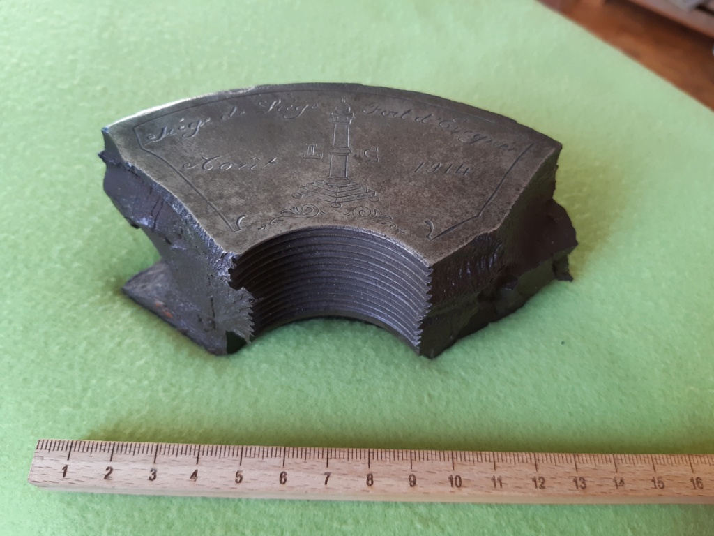 Fragment d'obus de + ou - 17cm 20221111