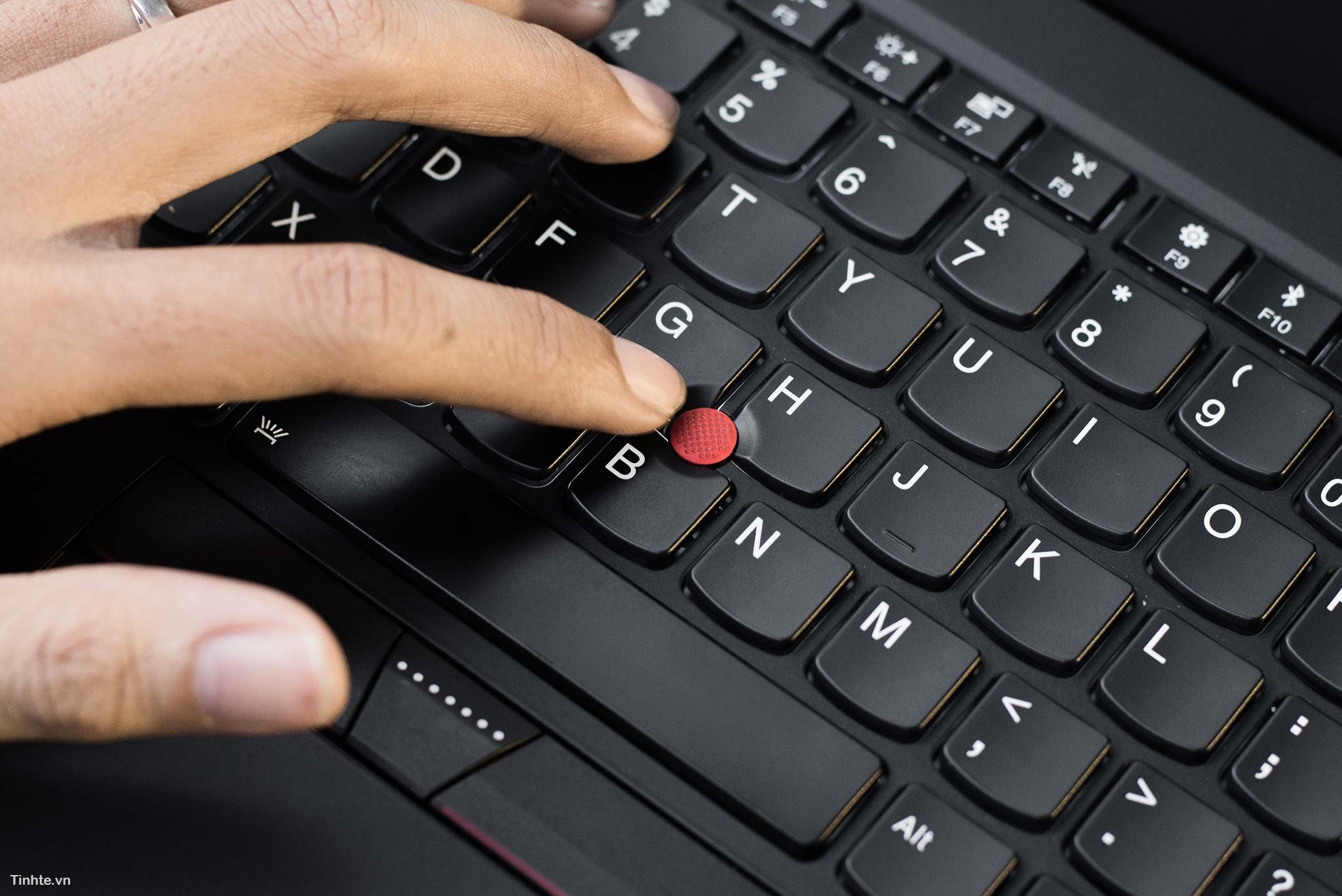 ThinkPad X1 cacbon - laptop cao cấp cho doanh nhân 40653215