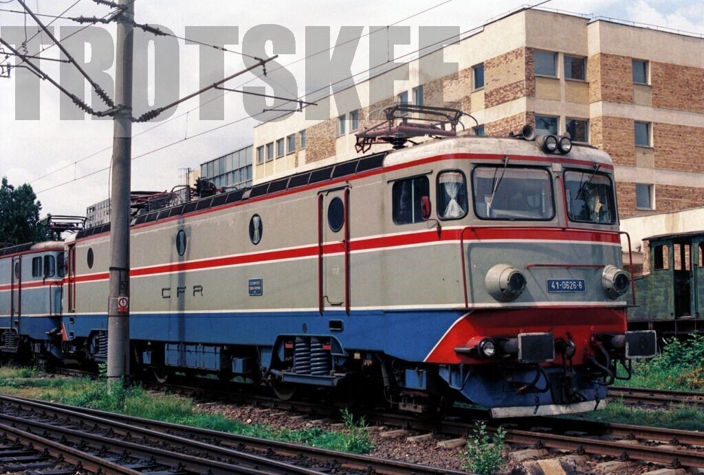 Imagini vechi cu trenuri CFR - Pagina 64 626_9510