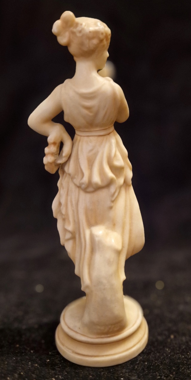 Small Ceramic / Bisque Figurine 11725b10