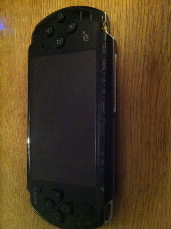 vend psp slim edition gran turismo Img_0110