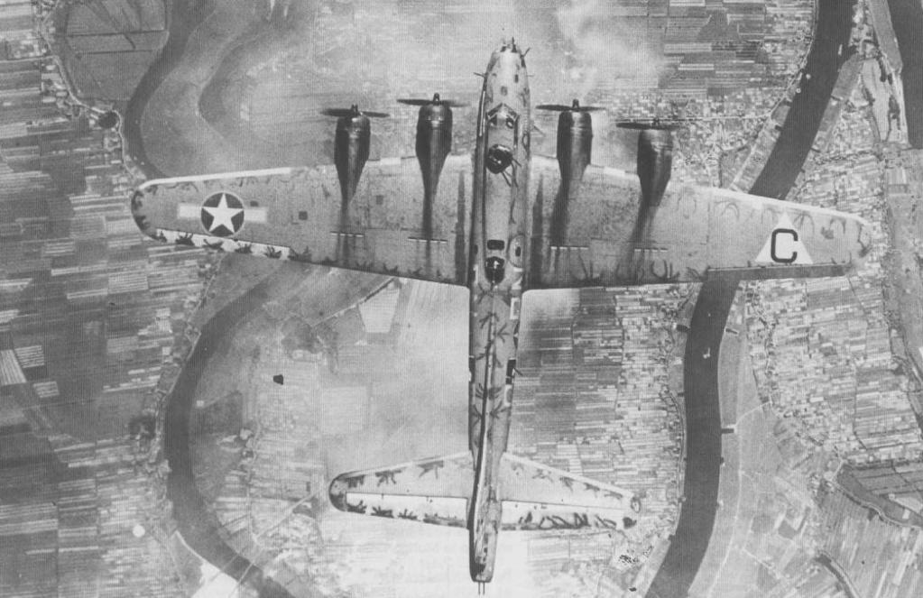 Mals Way B-17G Kapitel 1 avslutat, Kapitel 2 fortsättning följer på sidan 19, En OOB Mals Way Fw190A8, a eller hur det sket sig direkt med OOB, igen. - Sida 14 Wyuav110