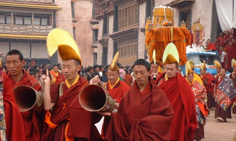 مذهب الزنية عند البوذية Aoioo-10