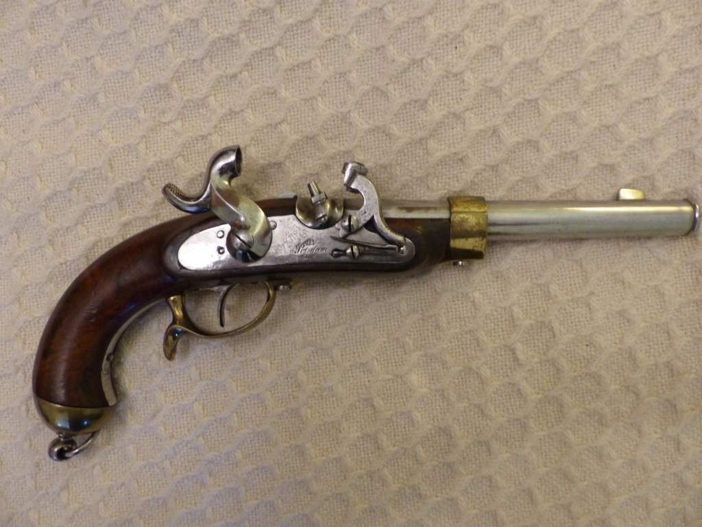 Pistolet Prussien à percution mle 1850 et mon cadeau de Noël P1090028