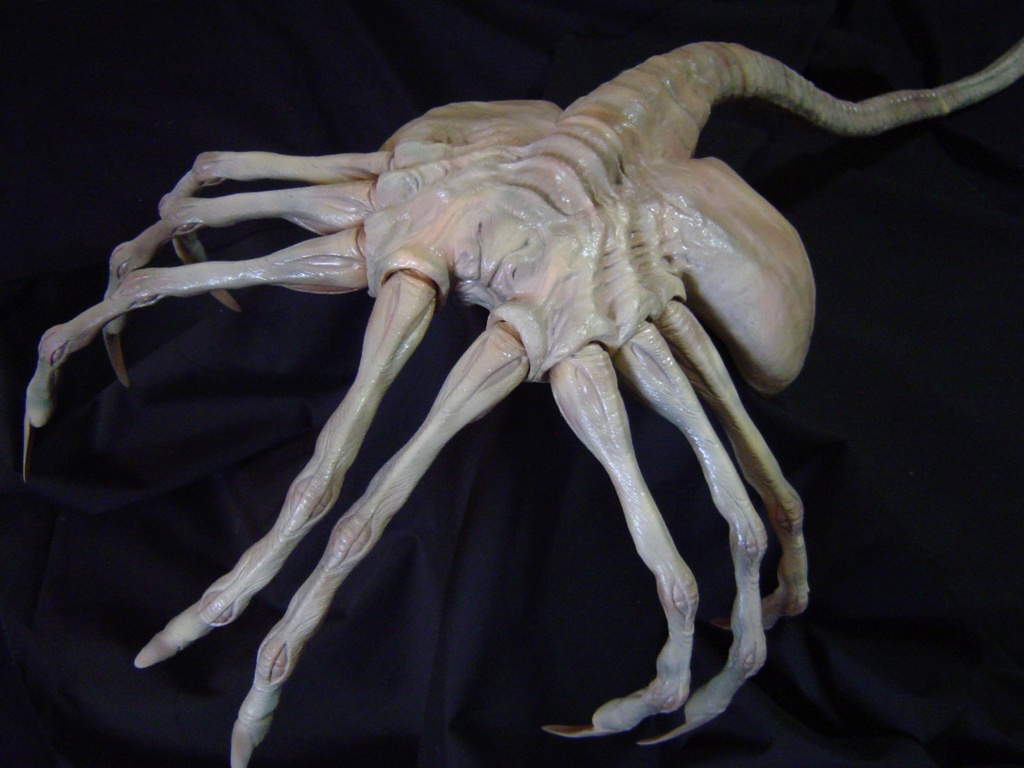 Alien Franchise "FACE HUGGER" prop (animated if possible) needed for movie please Alien-12