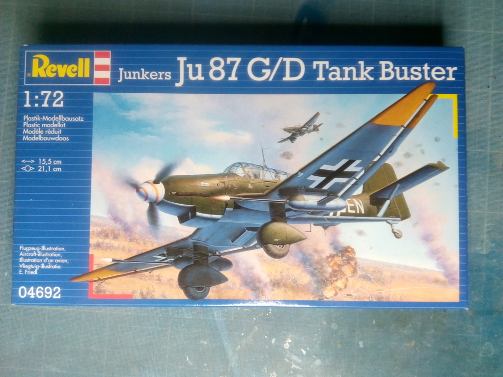 Revell. Junkers Ju 87 G/D Tank Buster. FINI 00110