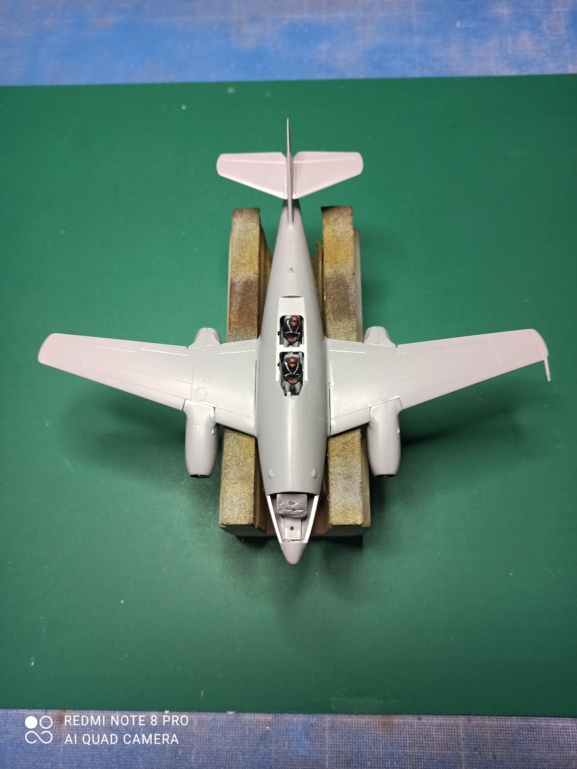  [Hasegawa] Messerschmitt Me 262B...FINI. 2338