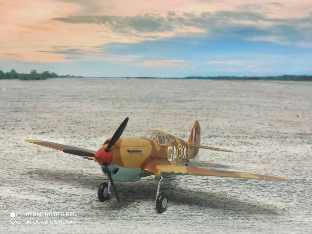  [ AIRFIX et TRUMPETER ] Curtiss P-40 B & Curtiss P-40 B/C ...FIN. - Page 2 7125