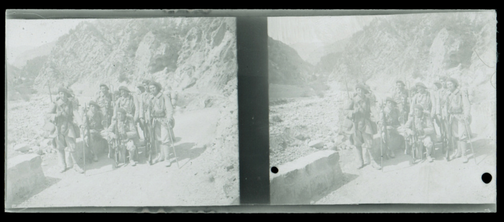 Plaques photos chasseurs alpins ww1 ou entre deux guerres ?  Numear71