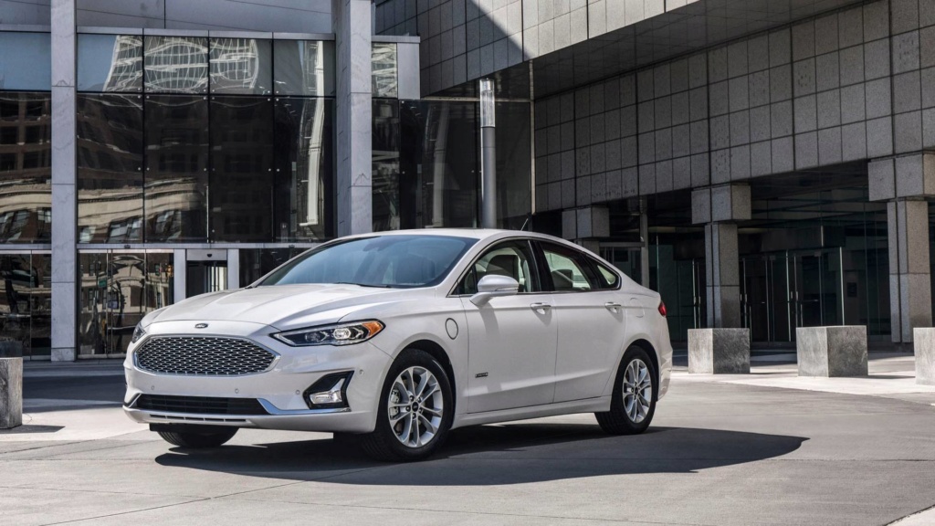 Perto do fim, Ford Fusion perde versão V6 nos EUA 2019-f28