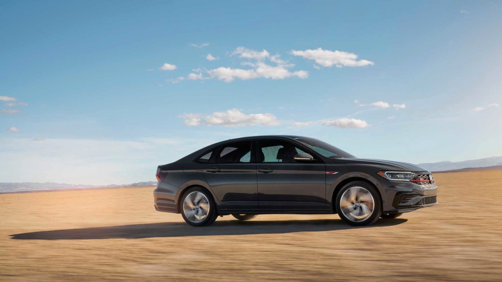 Volkswagen Jetta GLi 2.0 turbo chega à Argentina por R$ 128 mil 2019-v37