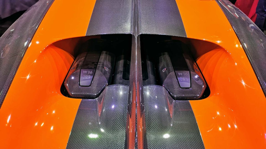 Bugatti Chiron Super Sport 300+ chega a 440 km/h e custa R$ 15,6 milhões Chiron17