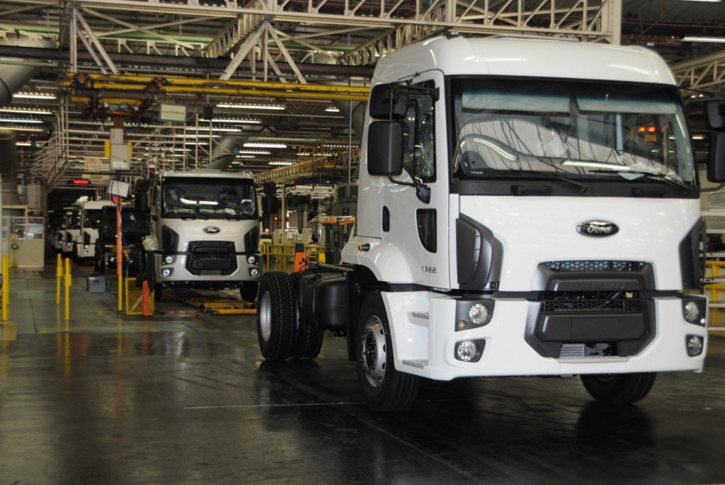 Noticias: Caoa vai comprar fábrica da Ford no ABC para fazer caminhões, diz jornal Fc3a1b10