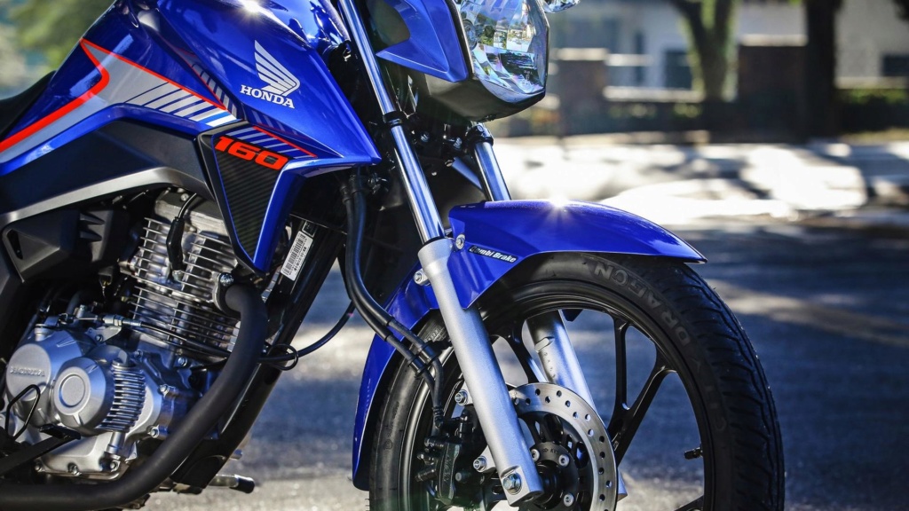 Proibir moto na Marginal Pinheiros é como culpar arma pela violência Honda-81