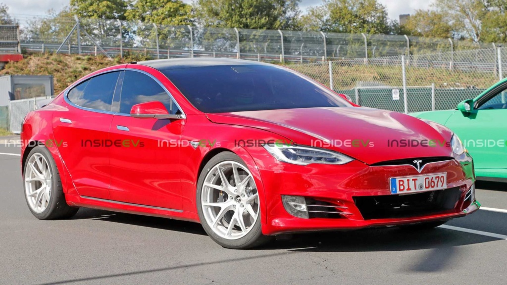 Tesla Model S pode superar recorde de Porsche Taycan em Nürburgring Tesla-20