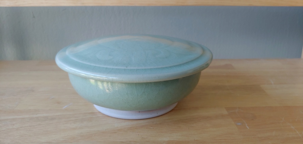 Celadon Lidded Bowl with Embossed Lotus 20190510