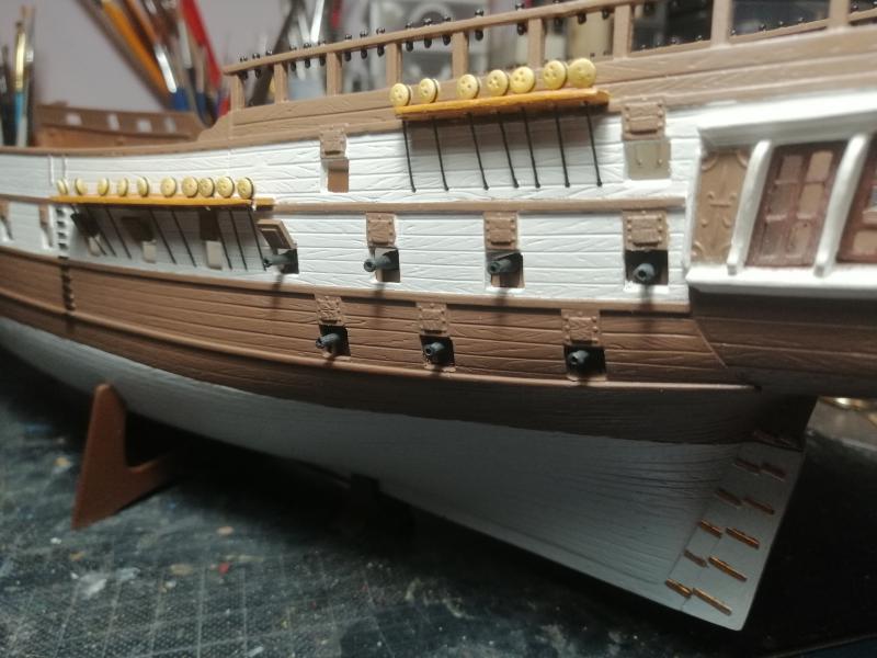 [REVELL] Frégate USS BONHOMME RICHARD 1/132ème Réf 05113 - Page 2 9311