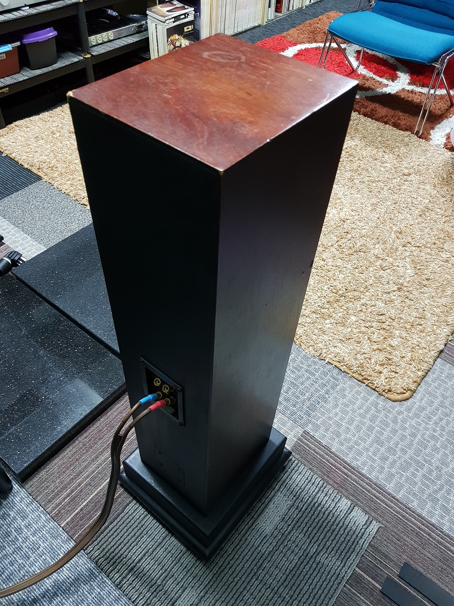 Monitor Audio ruby 8 floorstand speaker (Used) 20191245