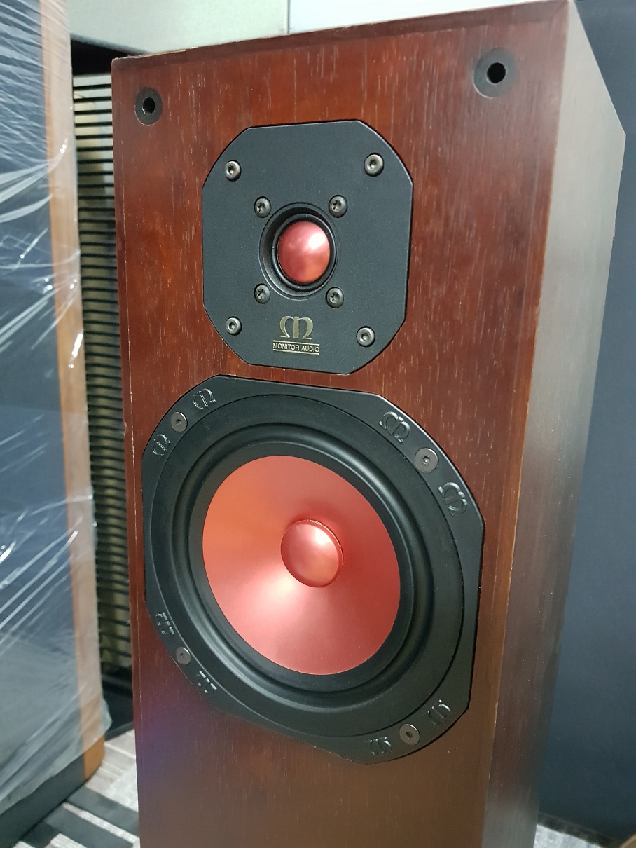Monitor Audio ruby 8 floorstand speaker (Used) 20191246