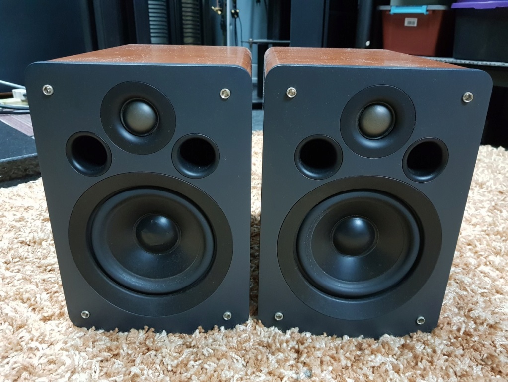 Q Acoustics 1020 speaker (Sold) 20200642