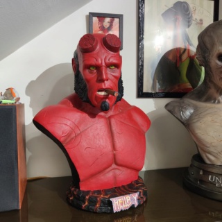 Projet Buste Hellboy Ron Perlman  - Page 17 Img20234