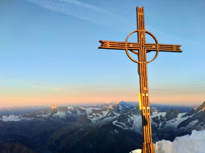 Taschhorn par l'arête Sud 913