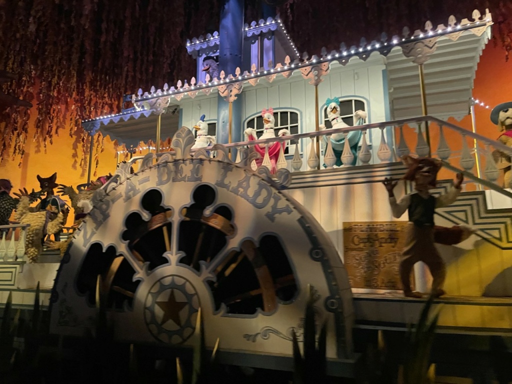 Coast to Coast -Part 1: Disneyland Resort Edition- - Página 2 113