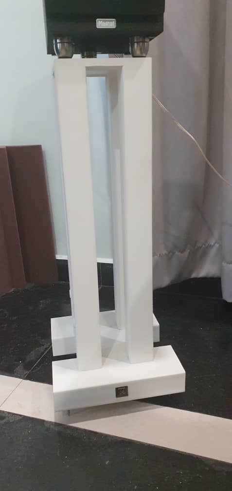 [Price reduced] 悦牌 speaker stands 28kg Yue210
