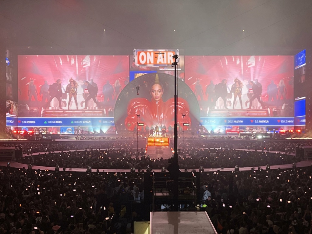 Beyoncé - Σελίδα 53 Fww_z610