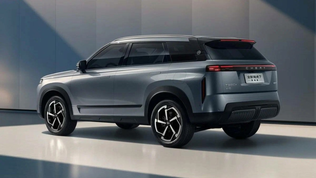 Jaecoo J7, похожий на Range Rover Evoque, начнут продавать в Китае 1 ноября Phot1174