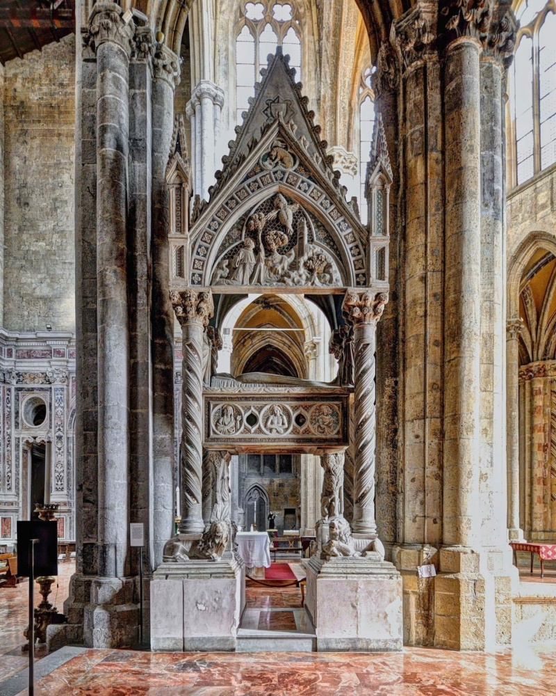 Италия - Церковь Сан-Лоренцо-Маджоре (San Lorenzo Maggiore), Неаполь, Италия Photo391