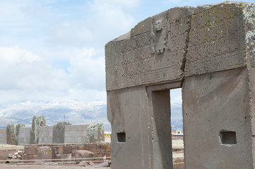 La mystérieuse porte solaire monolithique de Tiahuanaco en Bolivie 240_f_15