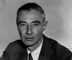 Le rapport d'Oppenheimer-Einstein sur les ovnis J-robe10