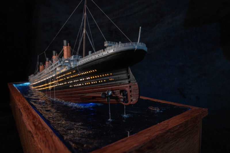 diorama Titanic 1/700 43013310