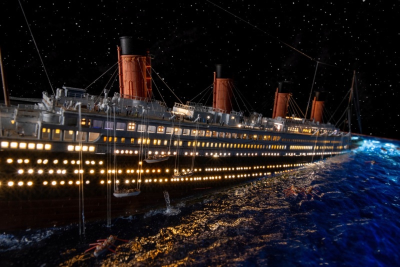 diorama Titanic 1/700 43169810