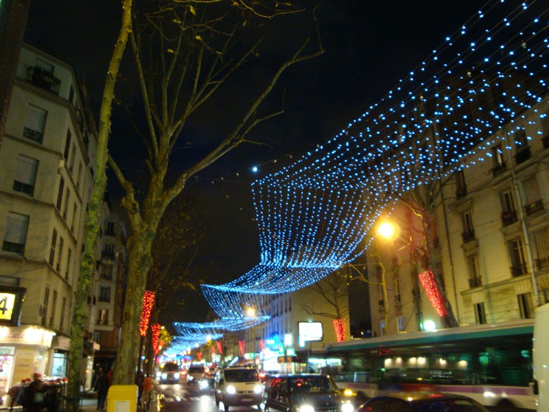 Illumintations parisiennes pour Noël 2008 Dsc03612