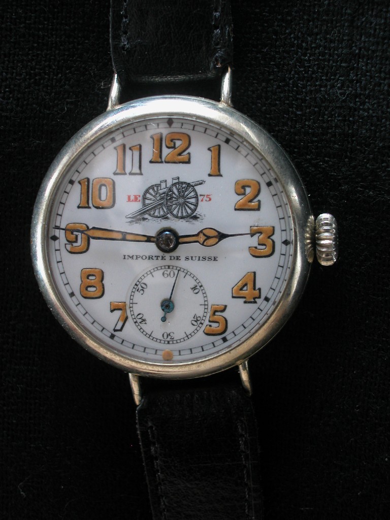 celle-ci elle est vieille , mais elle est canon ! Montre12