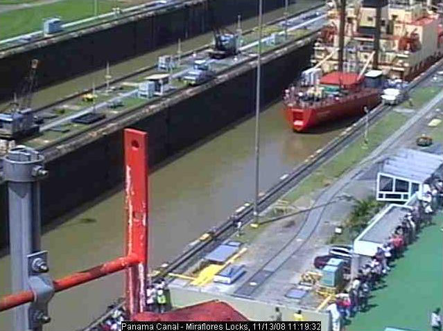 Photos en live des ports dans le monde (webcam) - Page 3 Panama26